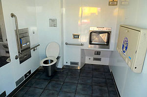 Non compliant toilet layout